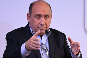 Legisladores del PRI desaprueban período extraordinario; MORENA quiere militalizar, censurar y aplicar la ley «Big Brother» en 10 días, advierte Rubén Moreira