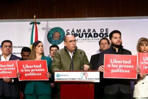 Exigimos libertad de presos políticos, morena encarcela por manifestar ideas: Rubén Moreira